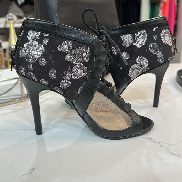 Prabal Gurung by Target Strappy heels - Picture 5 of 5